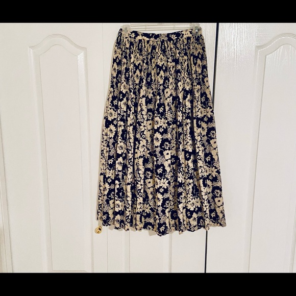 Vintage floral midi skirt - Picture 1 of 8